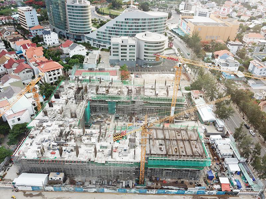 Toàn cảnh tiến độ xây dựng dự án căn hộ The Sóng Vũng Tàu tháng 07.2020 nhìn từ trên cao Tiến độ xây dựng dự án căn hộ The Sóng Vũng Tàu tháng 07.2020