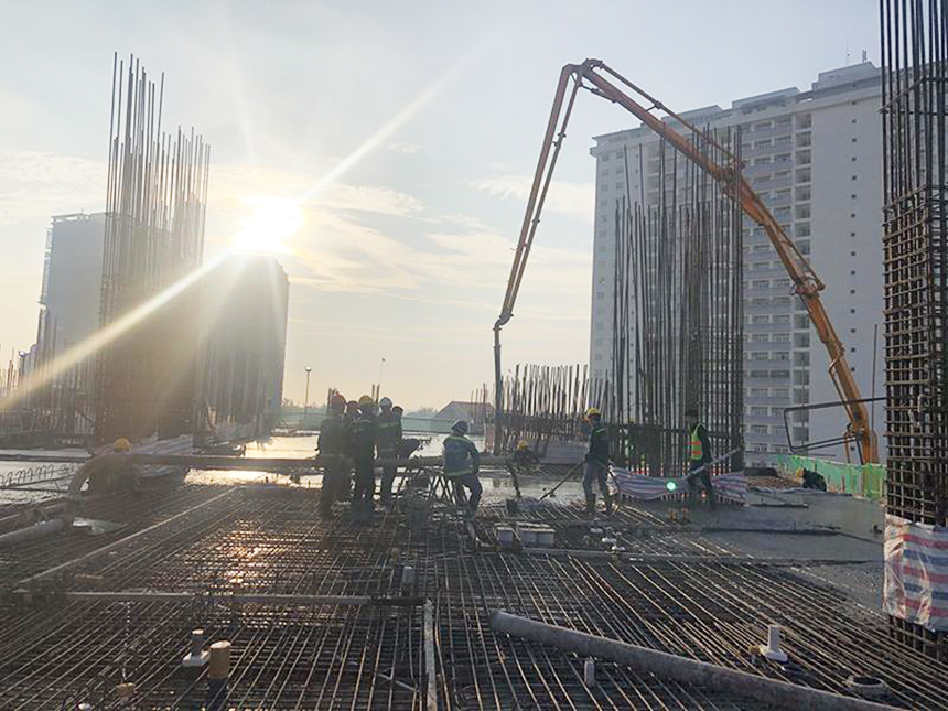 Tiến độ xây dựng dự án căn hộ The Sóng Vũng Tàu tháng 07.2020 – Đổ bê tông dầm sàn tầng 2 -4 Tiến độ xây dựng dự án căn hộ The Sóng Vũng Tàu tháng 07.2020