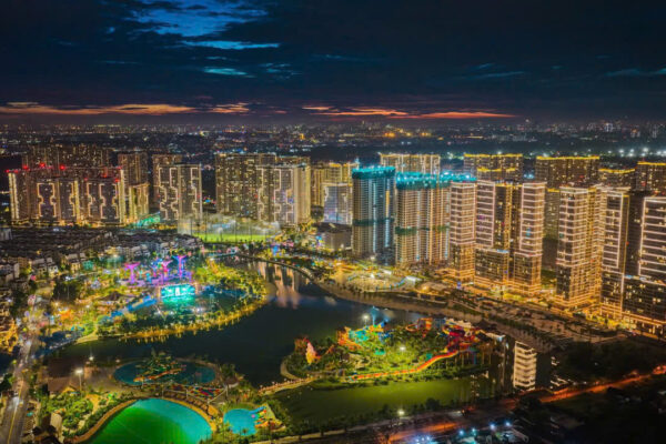 Chủ đầu tư nhà phố biệt thự căn hộ dự án Vinhomes Green City Đức Hòa Long An chủ đầu tư Vinhomes